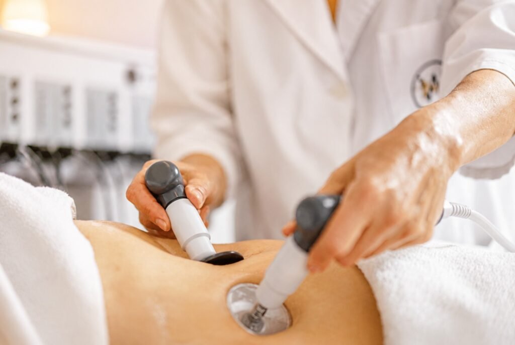 Tratamiento de radiofrecuencia corporal reafirmante realizado en Kahuna Estética y Terapias Terrassa